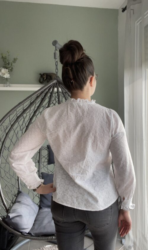 Chemise fleurs brodées – Image 2