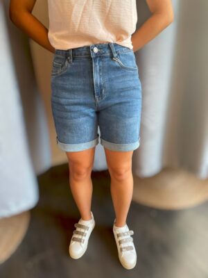 Short bleu medium